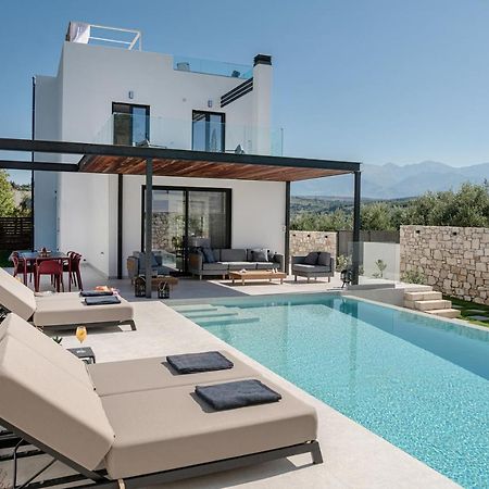 Avrilia Seaside Villa Heated Pool Almyrida  Exterior photo