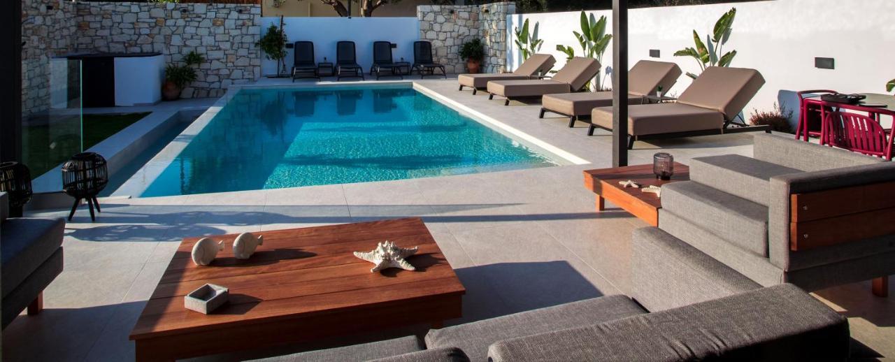 Avrilia Seaside Villa Heated Pool Almyrida  Exterior photo