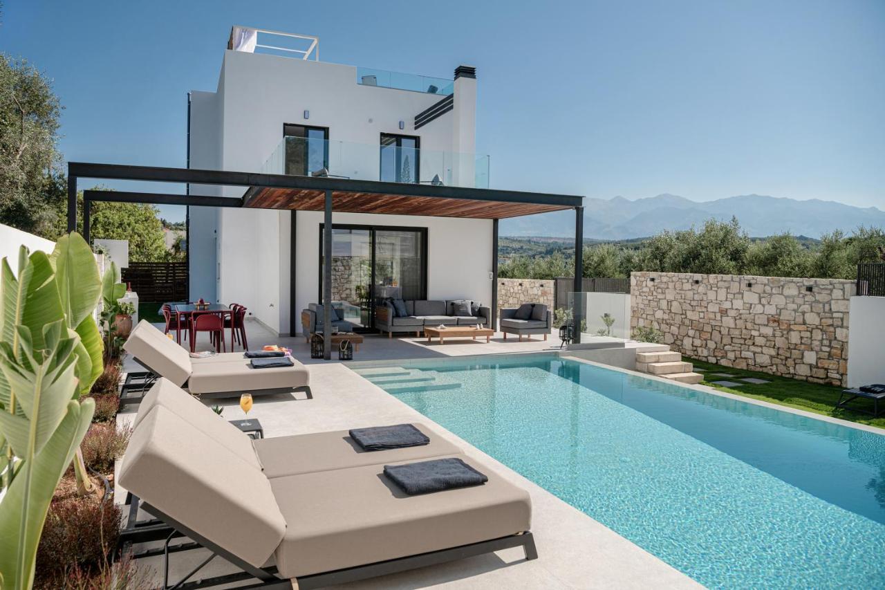 Avrilia Seaside Villa Heated Pool Almyrida  Exterior photo