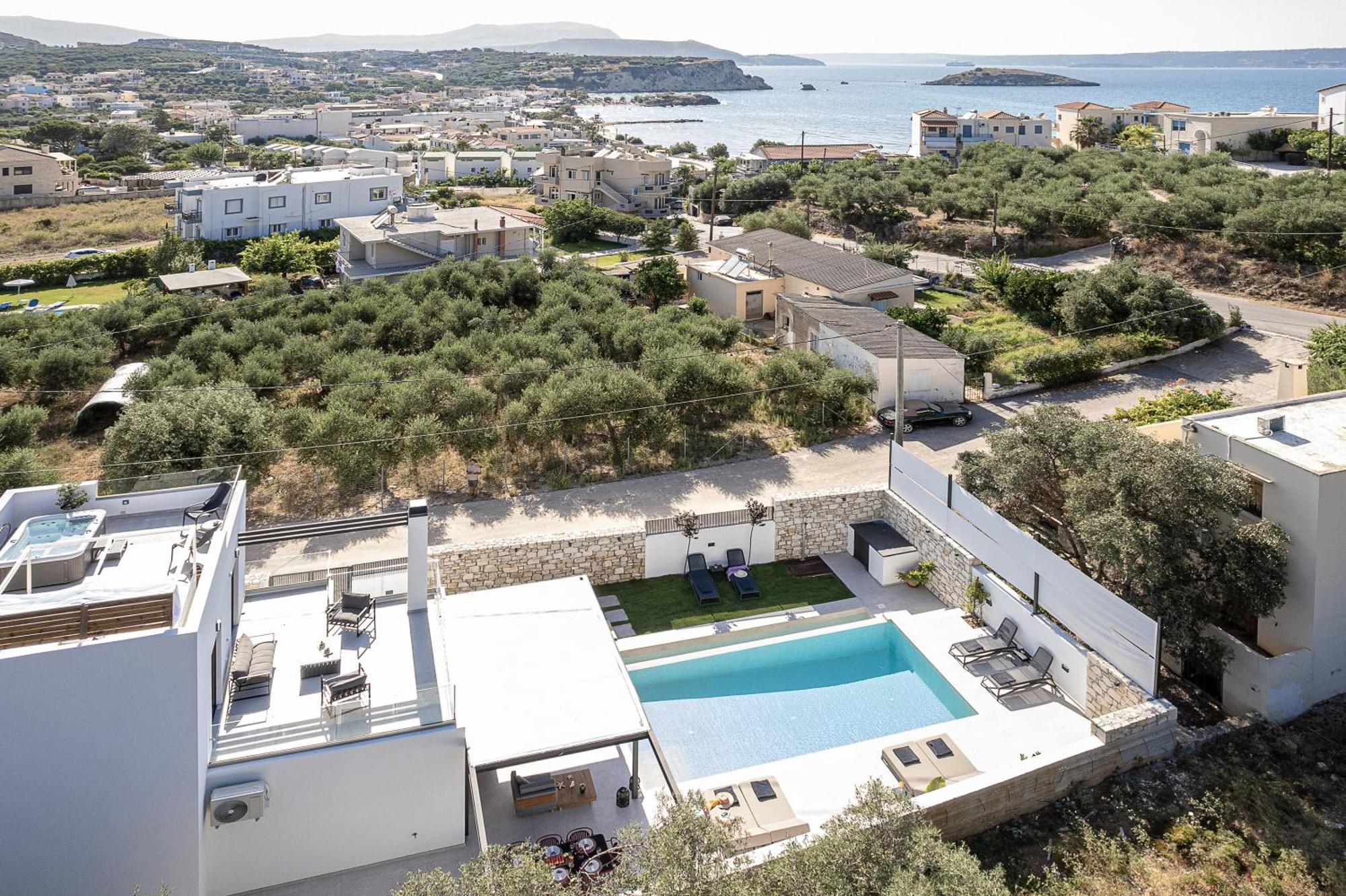 Avrilia Seaside Villa Heated Pool Almyrida  Exterior photo