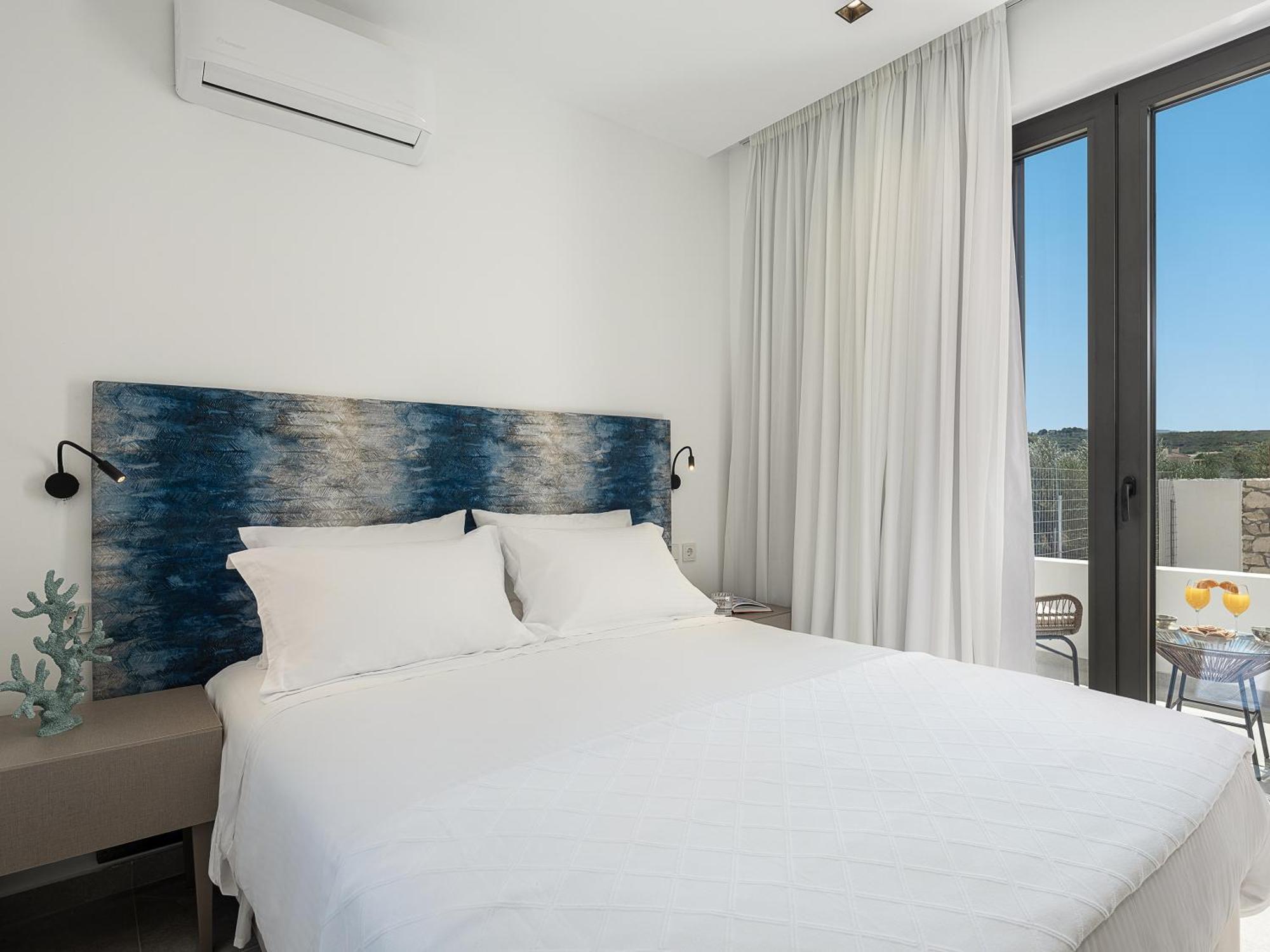 Avrilia Seaside Villa Heated Pool Almyrida  Exterior photo