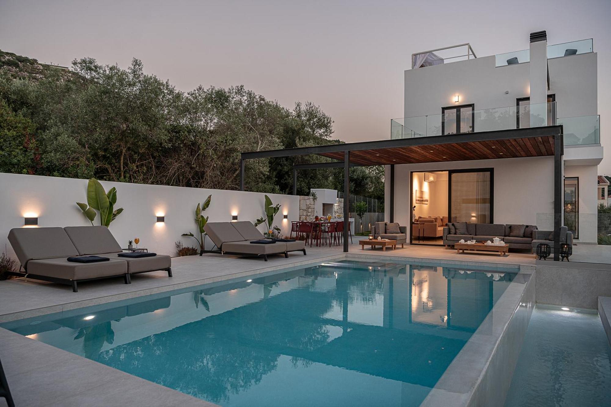 Avrilia Seaside Villa Heated Pool Almyrida  Exterior photo