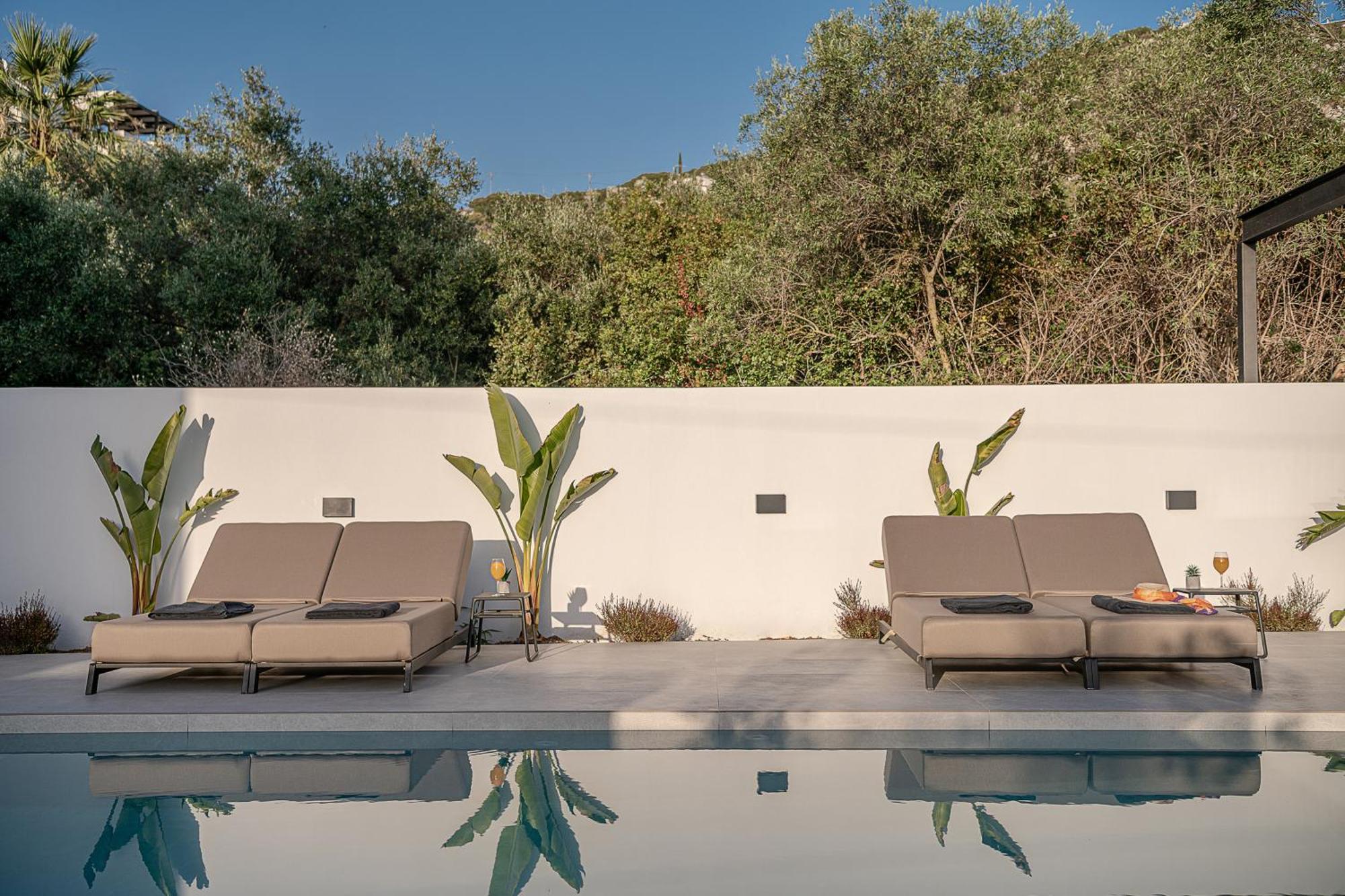 Avrilia Seaside Villa Heated Pool Almyrida  Exterior photo
