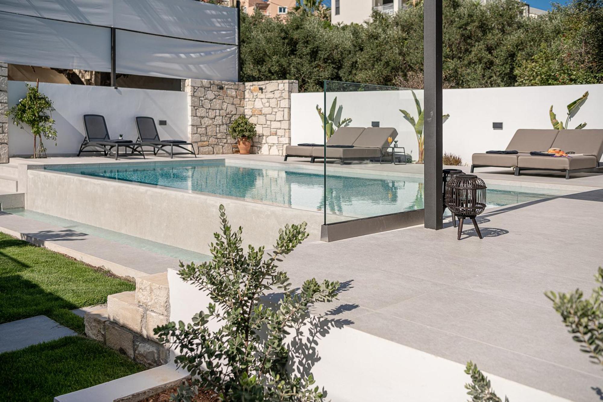 Avrilia Seaside Villa Heated Pool Almyrida  Exterior photo